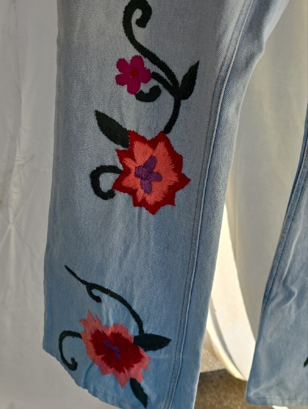 LONDONJEAN Light Wash Wide Leg Jeans with Pink & Red Floral Embroidery - Picture 6 of 10